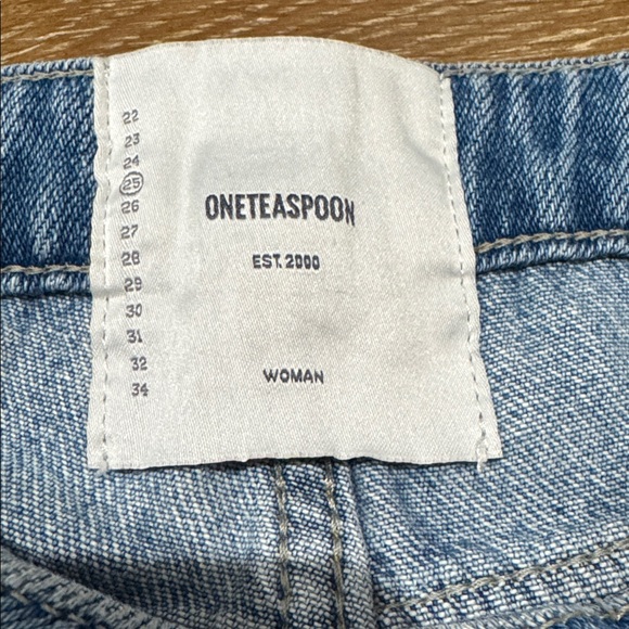 One Teaspoon Light Blue Jean Shorts with Red Accents size 25 - Picture 2 of 3